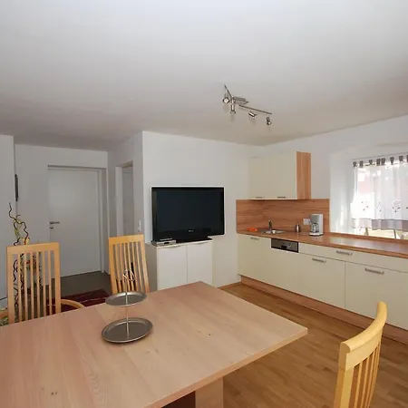 Ferienwohnung Leopersdorf Apartment